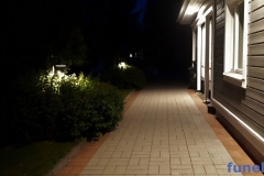 Pihavalaistus kulkutie