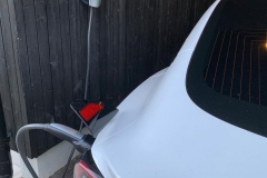 Tesla-lataus